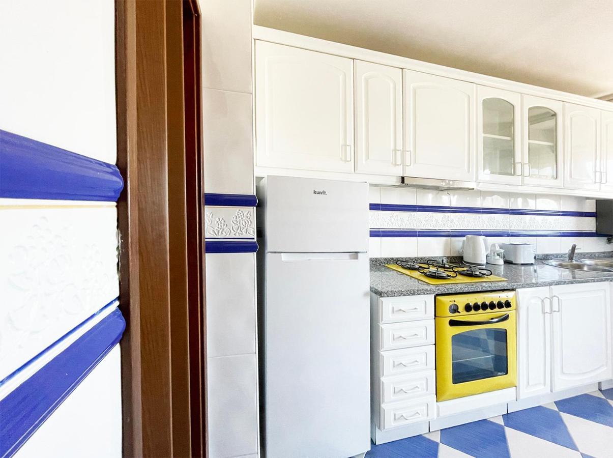 Yellow House Aveiro Smart Tv And Garage Eksteriør bilde