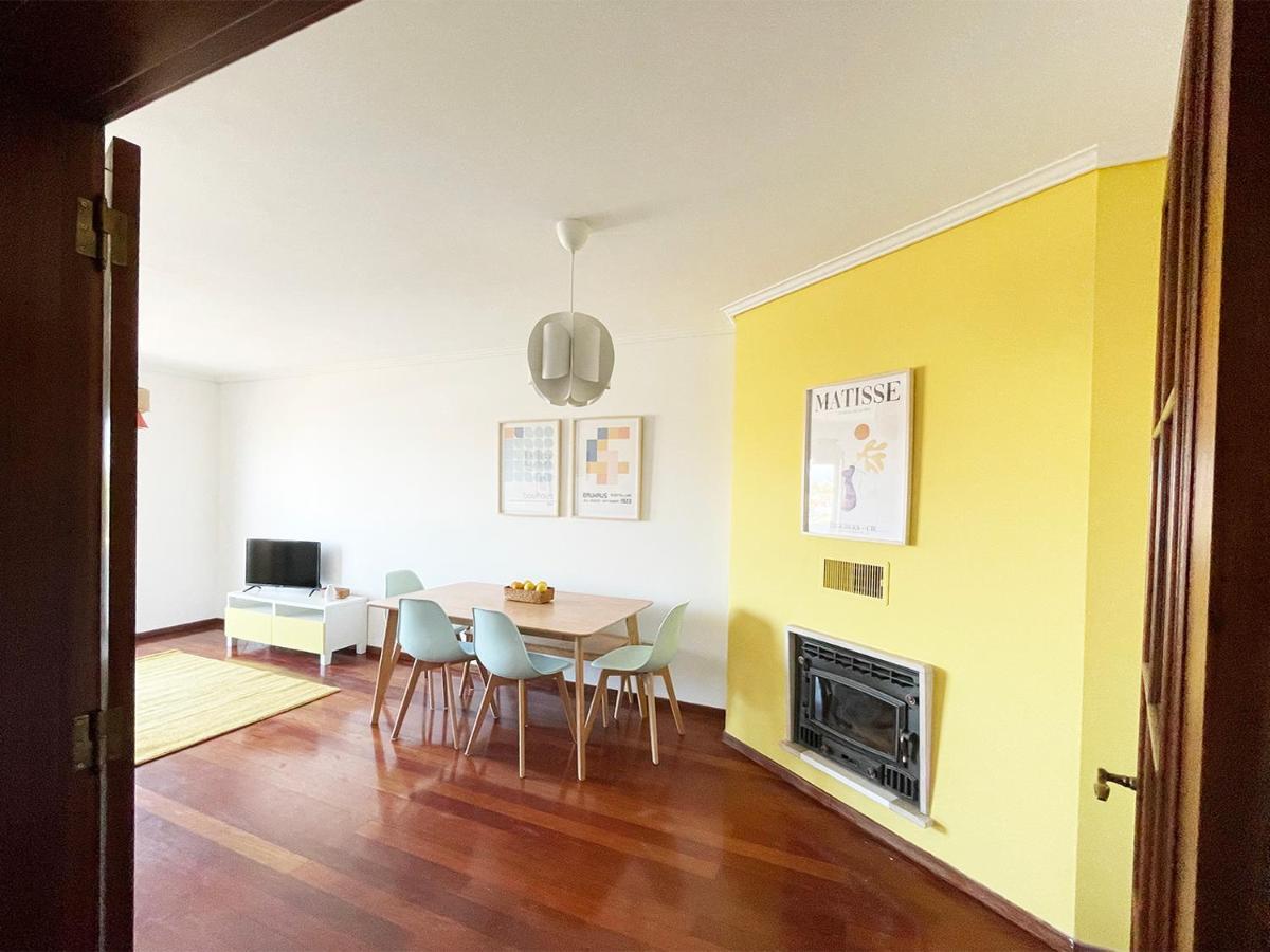 Yellow House Aveiro Smart Tv And Garage Eksteriør bilde